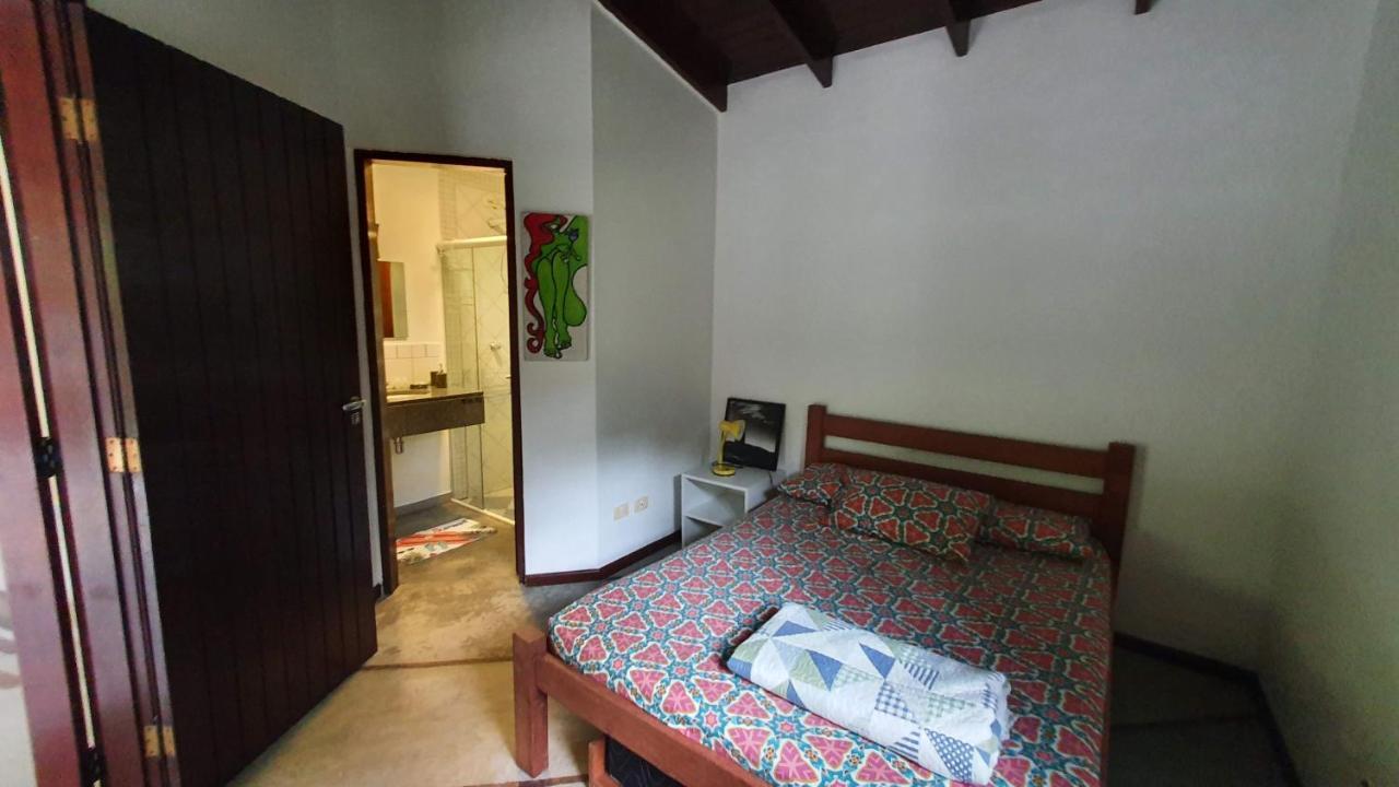Casa da Josie em Maresias com piscina no pé da Mata Atlântica - 4 quartos Exterior foto